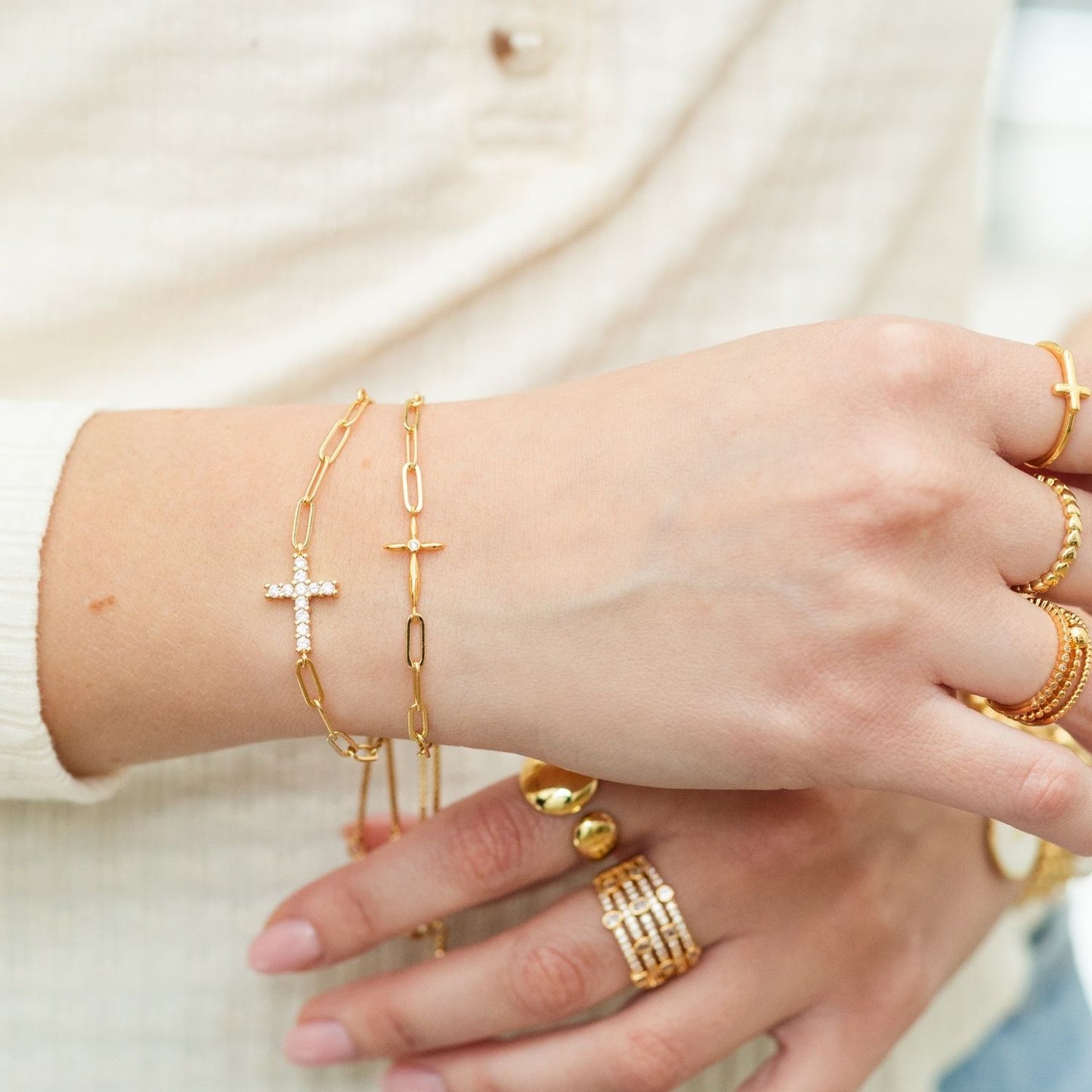 Delicate Cross Pulley Bracelet
