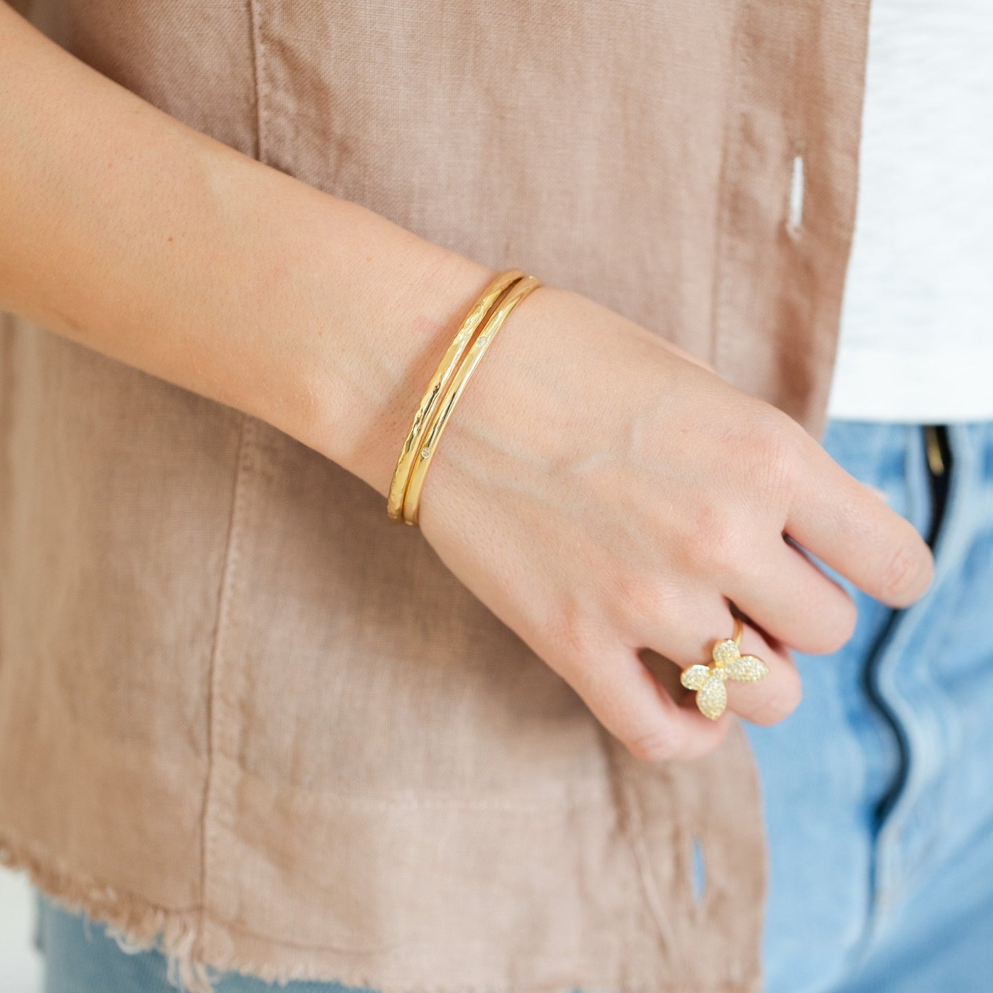 Cubic Zicronia Accented Bangle