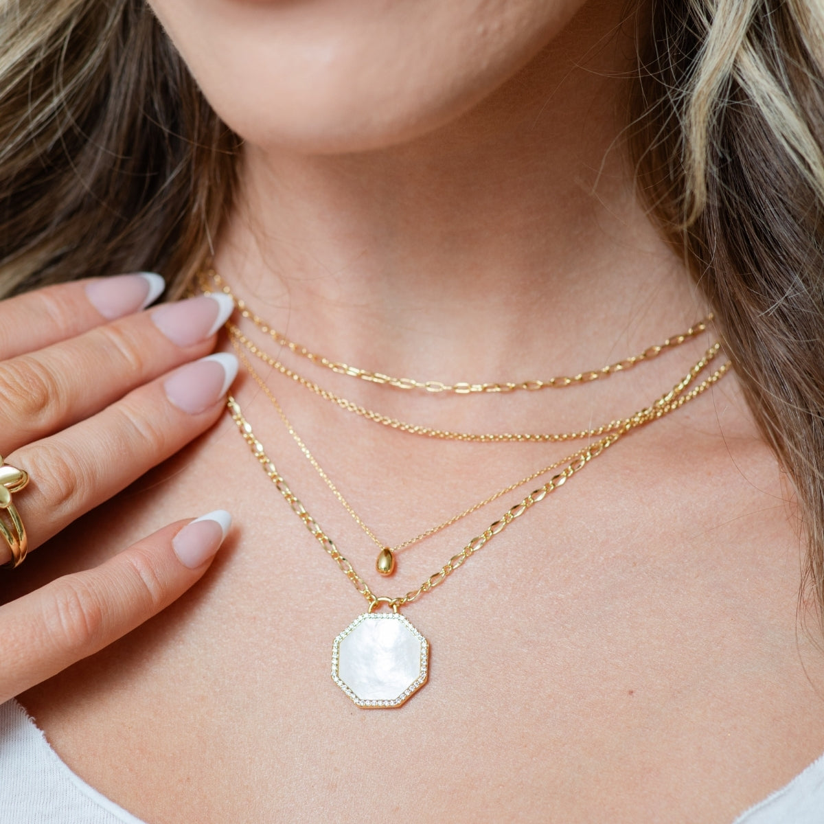Luxe Geometric Shell Pavé Necklace