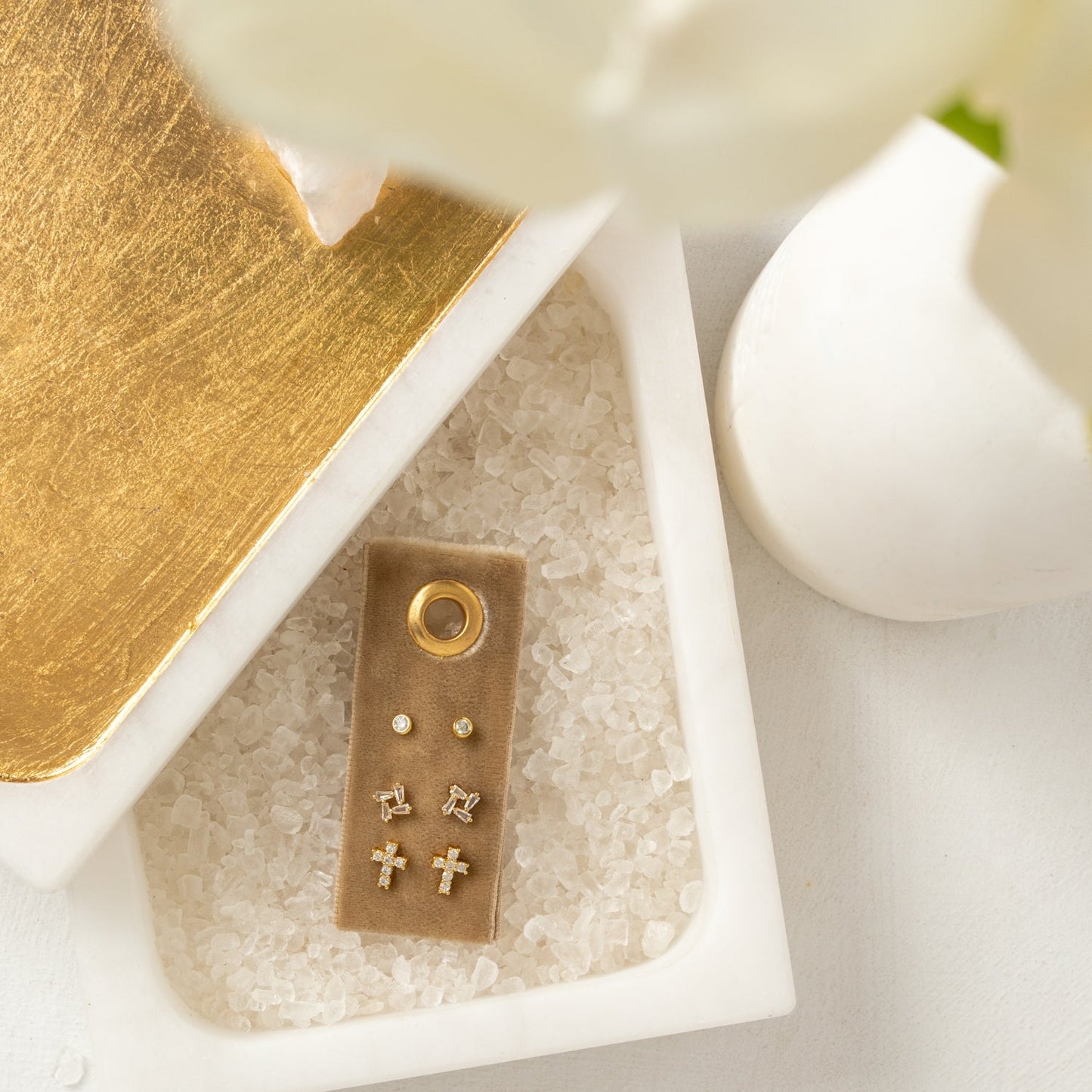 Cross Velvet Stud Gift Set