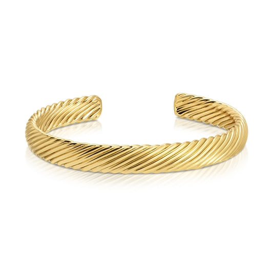 Classic Cable Cuff