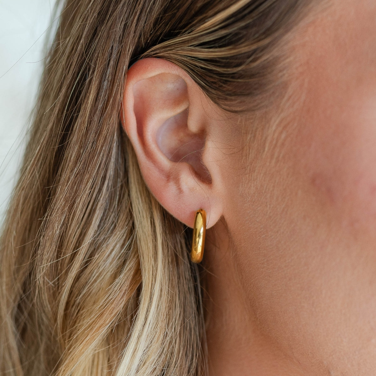 4mm Wide Round Huggies, Water Resistant