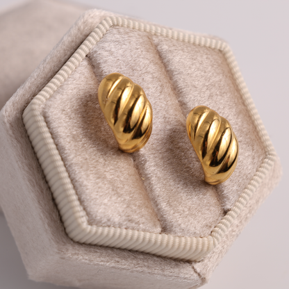 Twist Studs, Water-Resistant