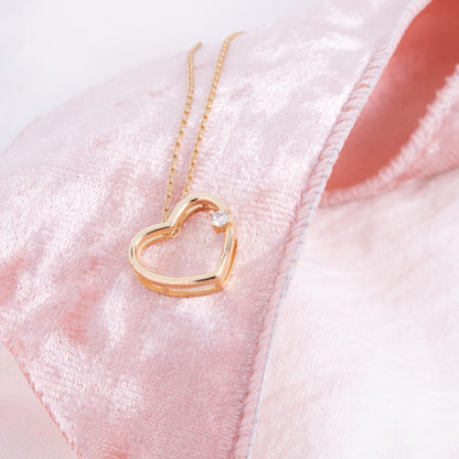 Heart Outline Pendant Necklace