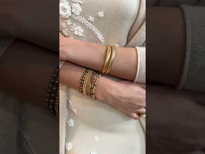 Set/12 3mm Assorted stretch beaded bracelets alternating stones